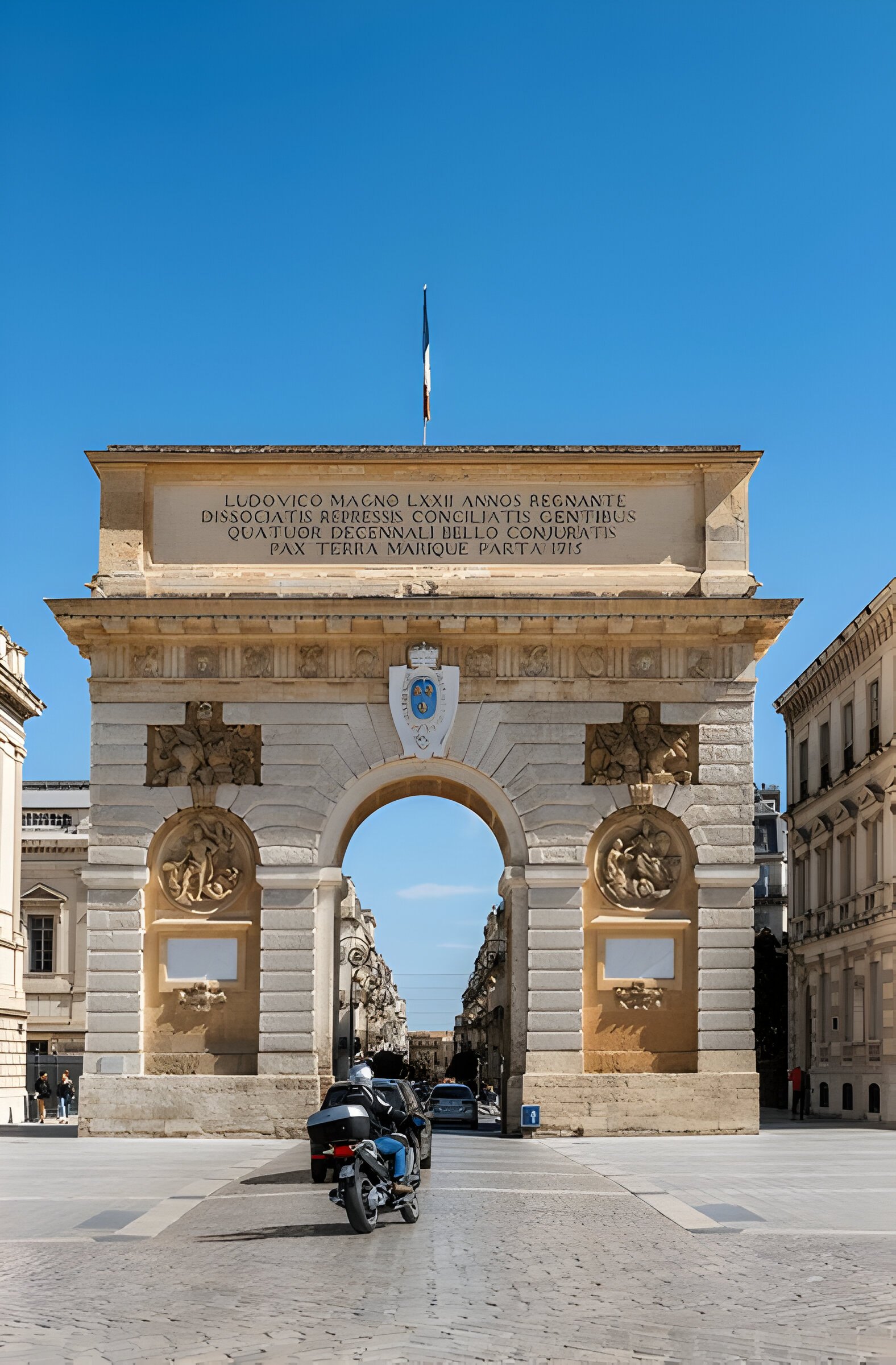 Rénovation à Montpellier : Expertise et Qualité Vue panoramique de Montpellier, où notre entreprise de rénovation apporte expertise et qualité à chaque projet. Faites confiance à nos professionnels pour transformer vos espaces de vie avec des solutions innovantes et durables.